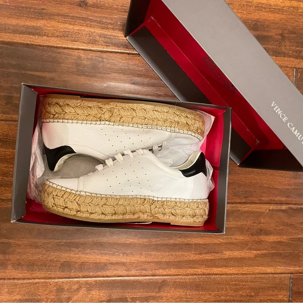 Get ready for springtime with these white espadrilles by Vince Camuto! - Picture 5 of 7
